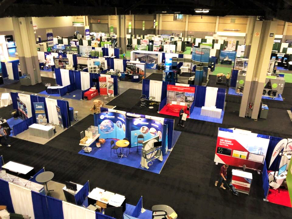 02_Expo_floor BIG SHINE LED Be Brilliant